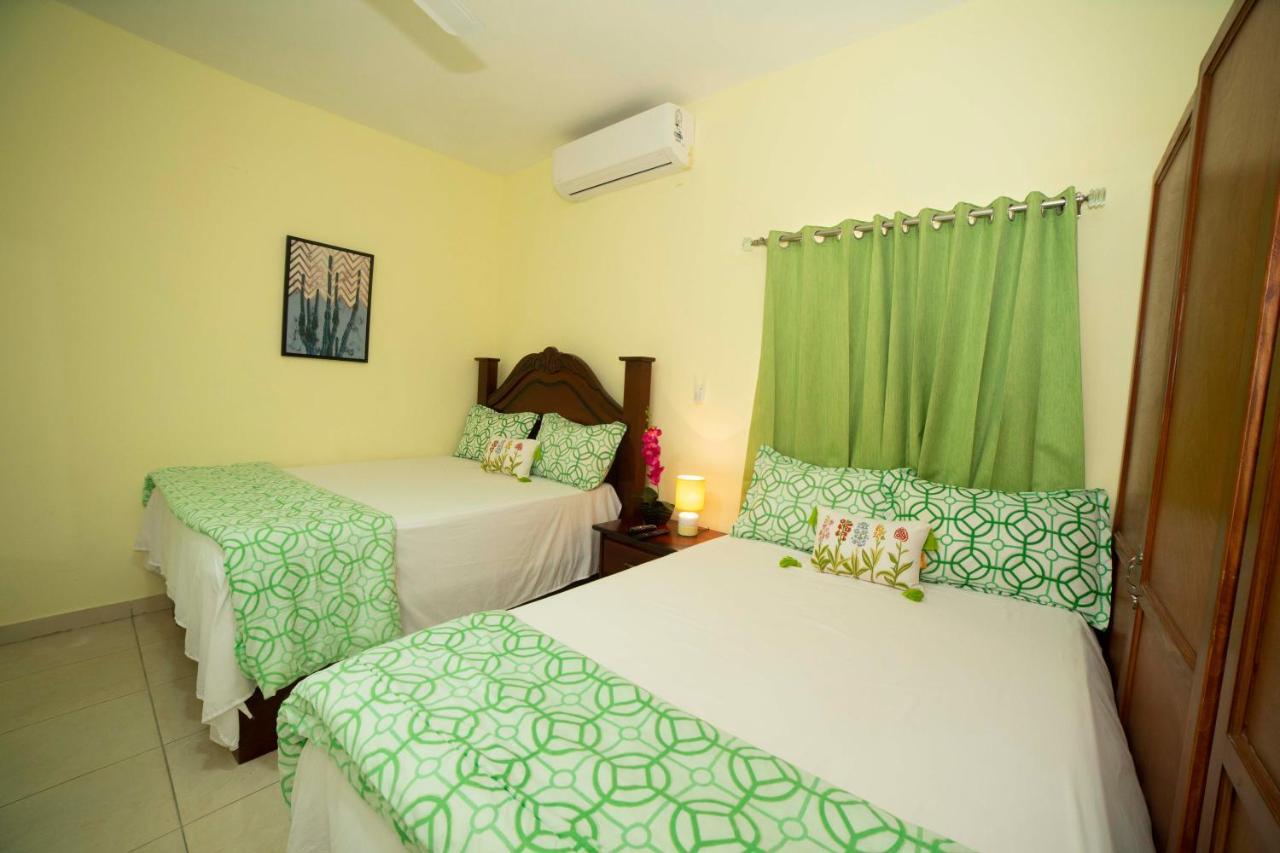 Hotel Enrique I Gazcue, Bed And Breakfast Σάντο Ντομίγκο Εξωτερικό φωτογραφία
