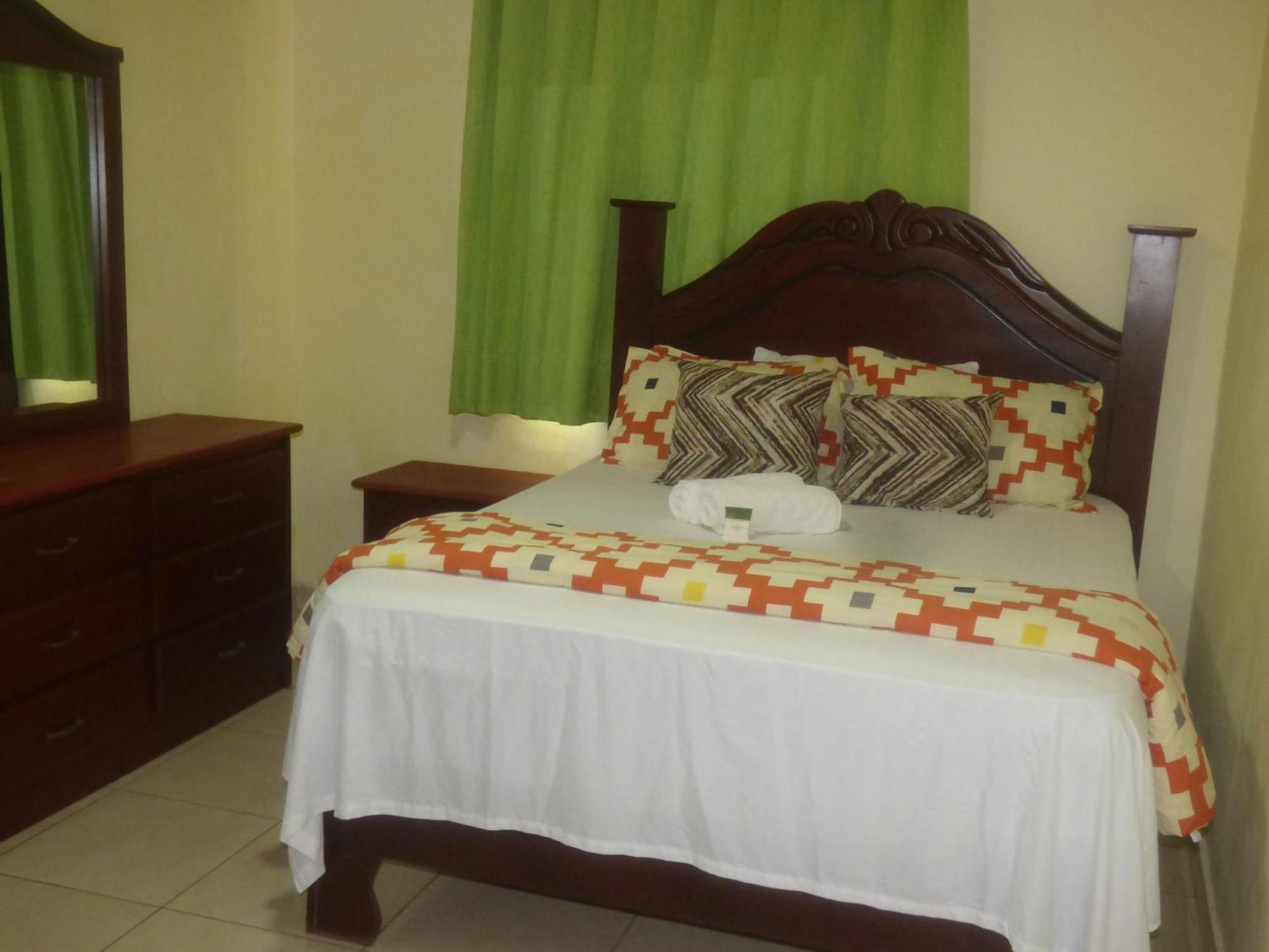 Hotel Enrique I Gazcue, Bed And Breakfast Σάντο Ντομίγκο Εξωτερικό φωτογραφία