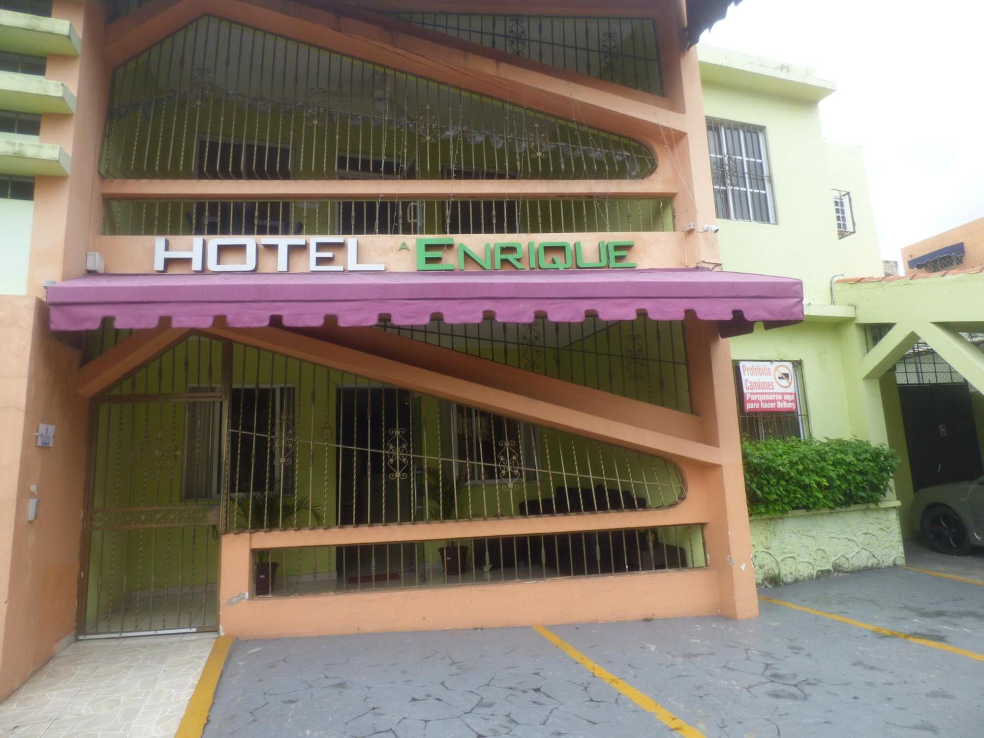 Hotel Enrique I Gazcue, Bed And Breakfast Σάντο Ντομίγκο Εξωτερικό φωτογραφία