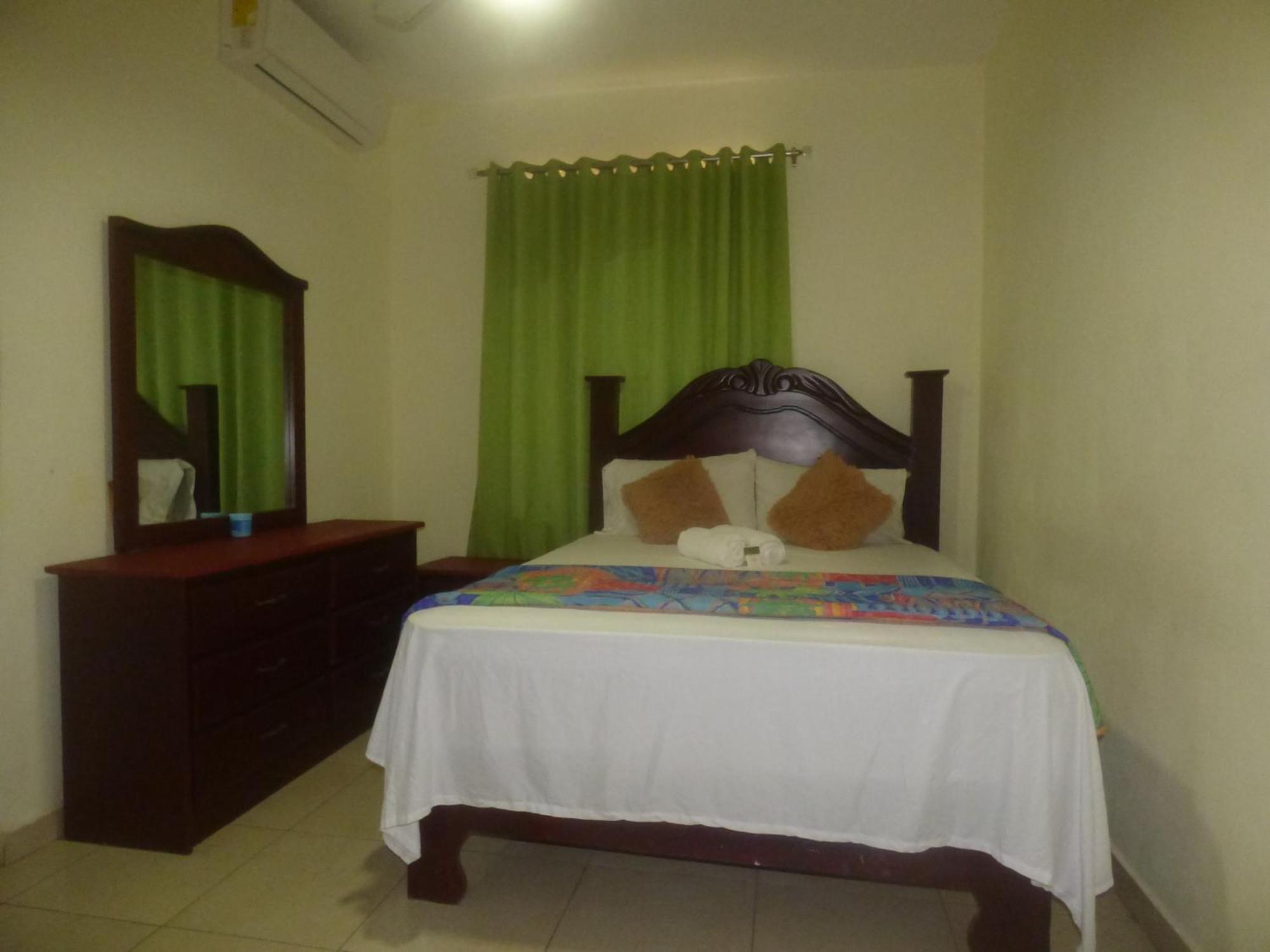 Hotel Enrique I Gazcue, Bed And Breakfast Σάντο Ντομίγκο Εξωτερικό φωτογραφία