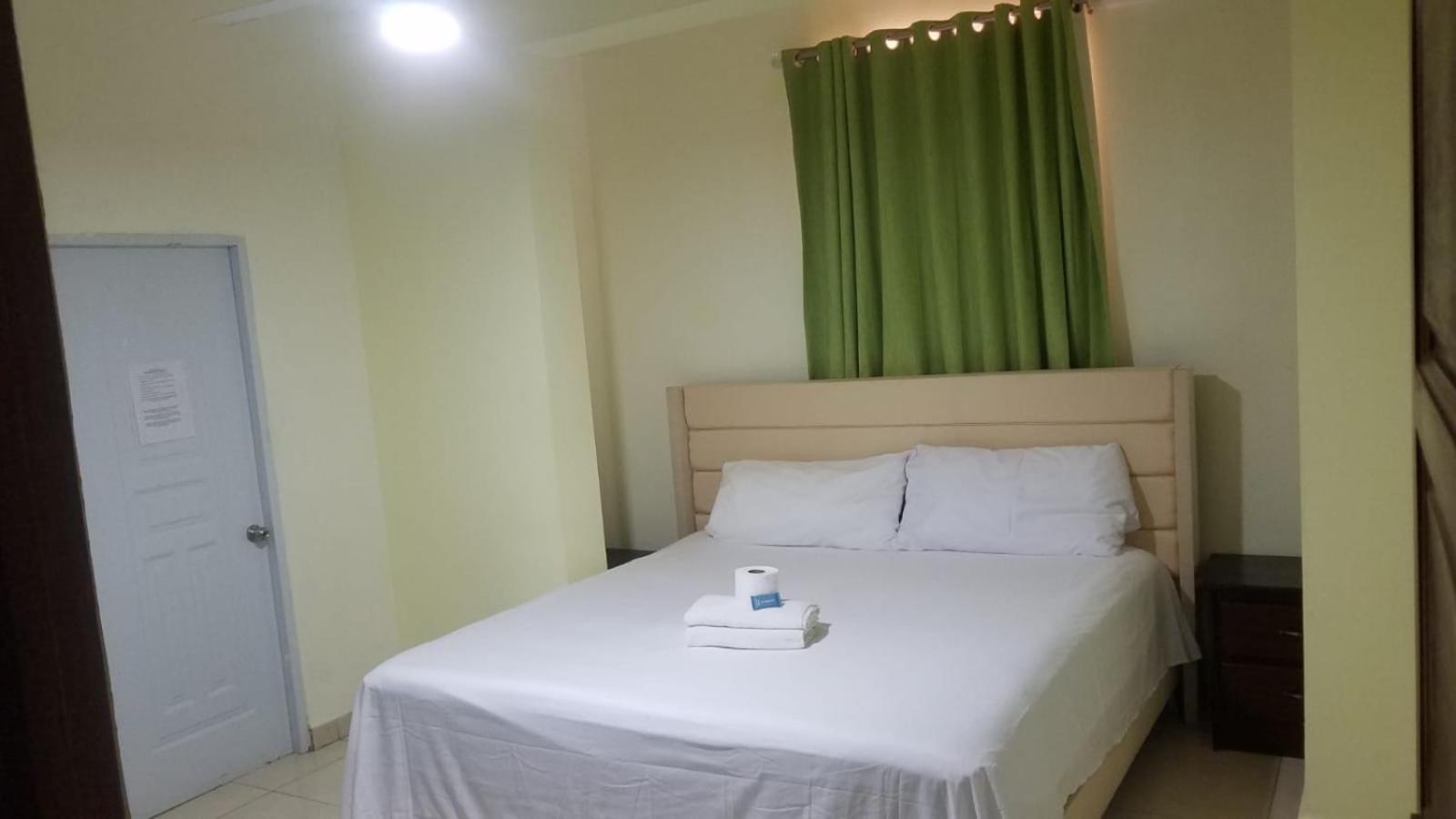 Hotel Enrique I Gazcue, Bed And Breakfast Σάντο Ντομίγκο Εξωτερικό φωτογραφία